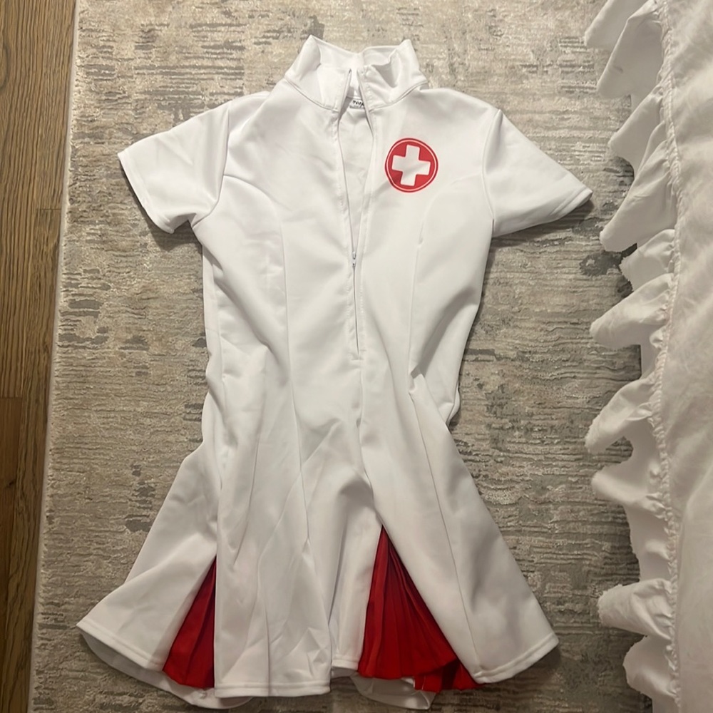 Nurse Costume (Spirit Halloween)